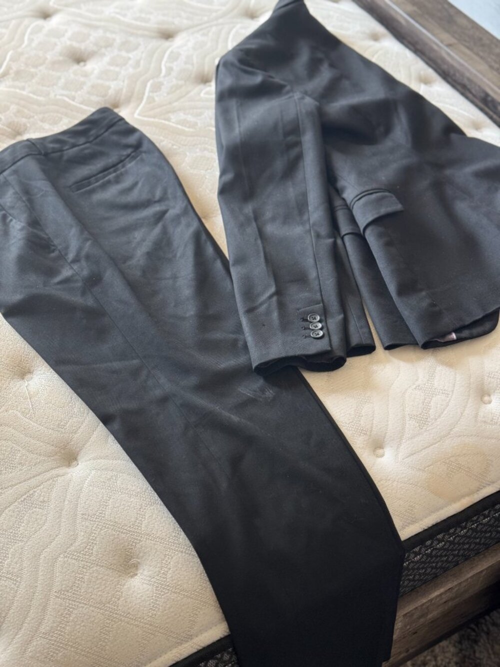 Banana Republic Charcoal Suit Set Blazer 8 + Ryan Curvy Fit Trouser 8
